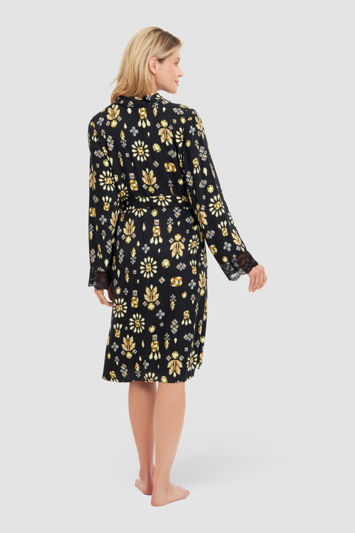Rösch Robe back view in Black Print