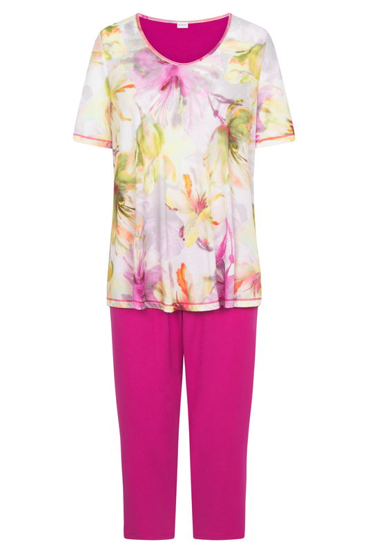 Rösch Pyjamas front view in Romantic Flower