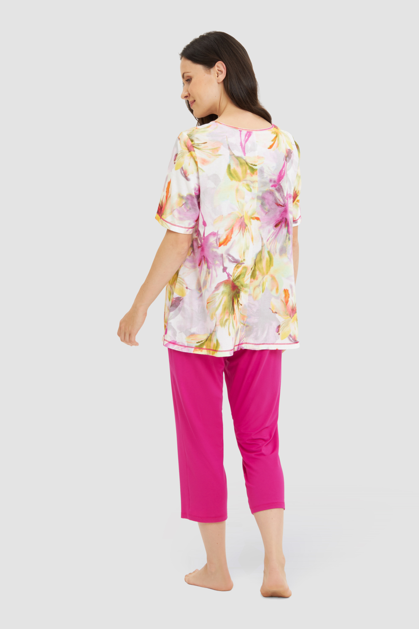 Rösch Pyjamas back view in Romantic Flower
