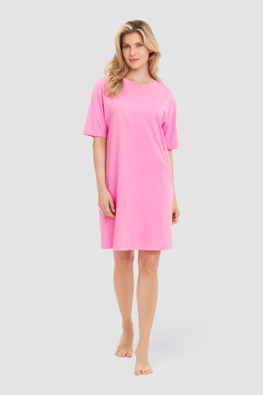 Rösch Nightgown on model in Pink