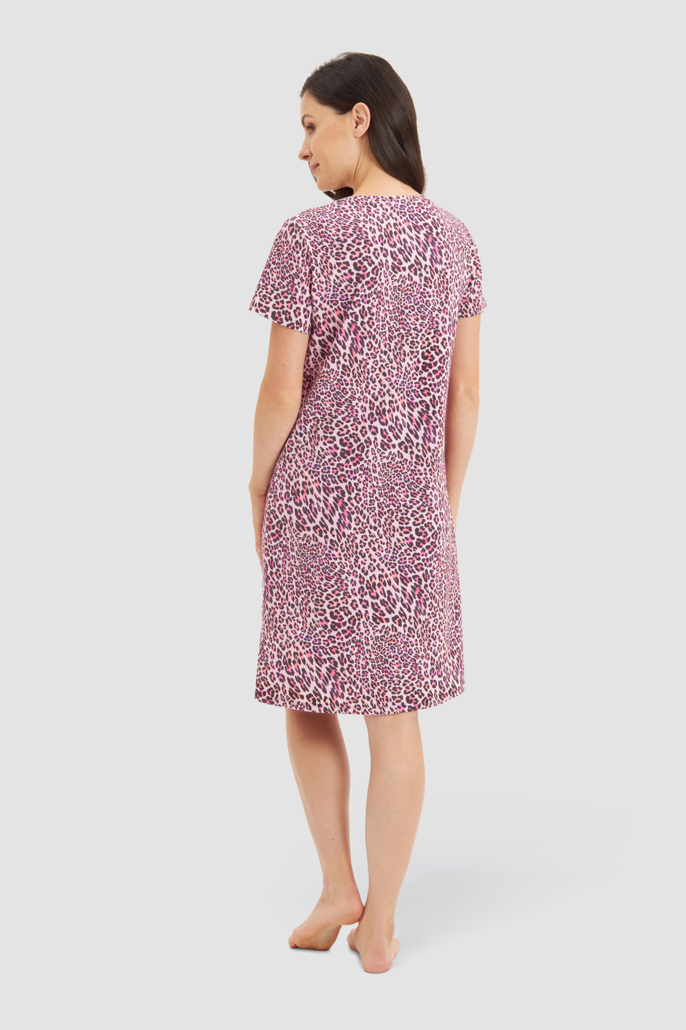 Rösch Nightgown back view in Little Leo