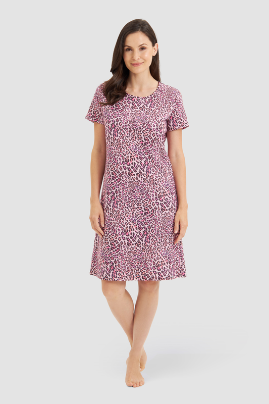Rösch Nightgown on model in Little Leo