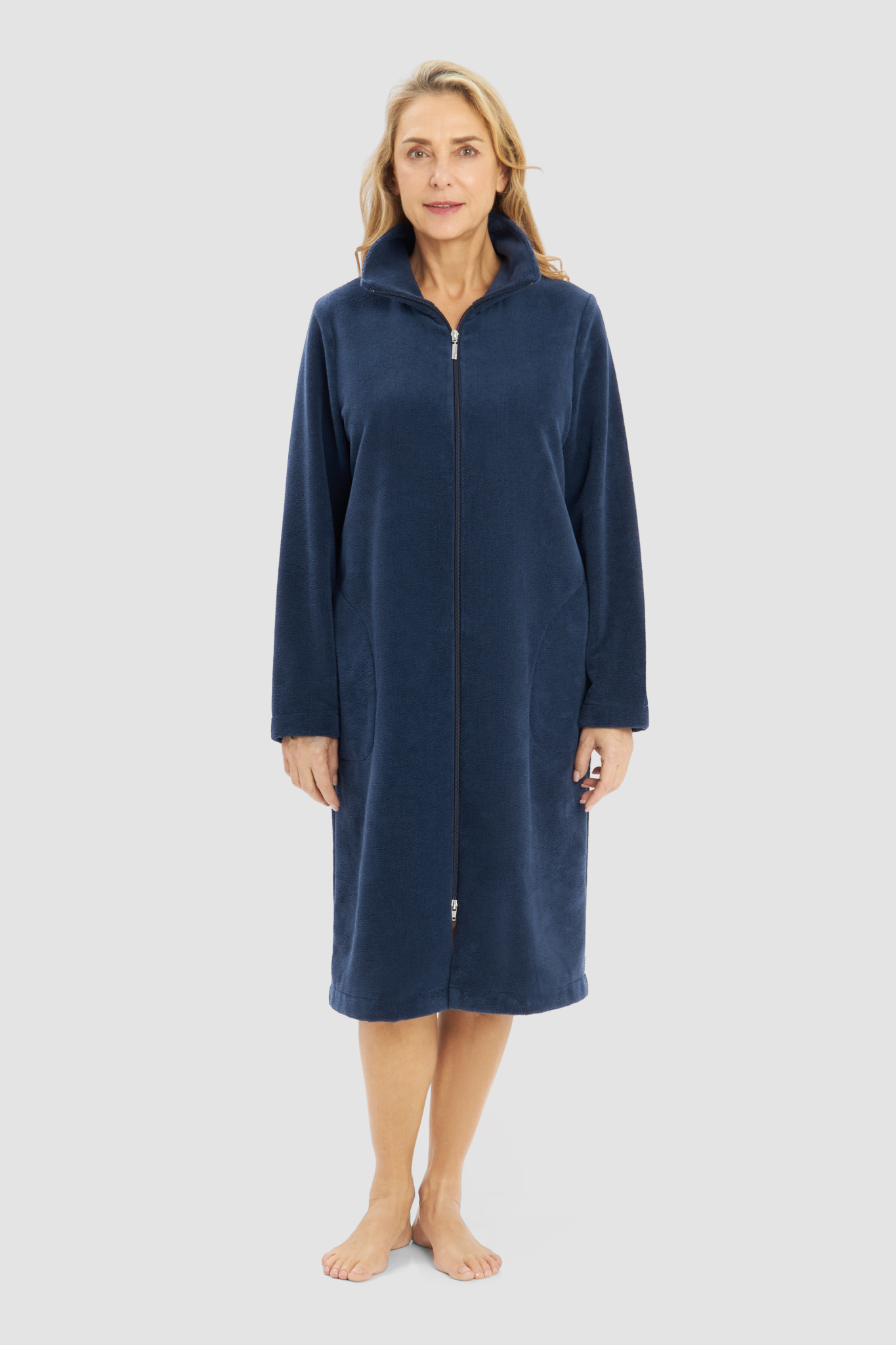 Rösch Robe on model in Navy