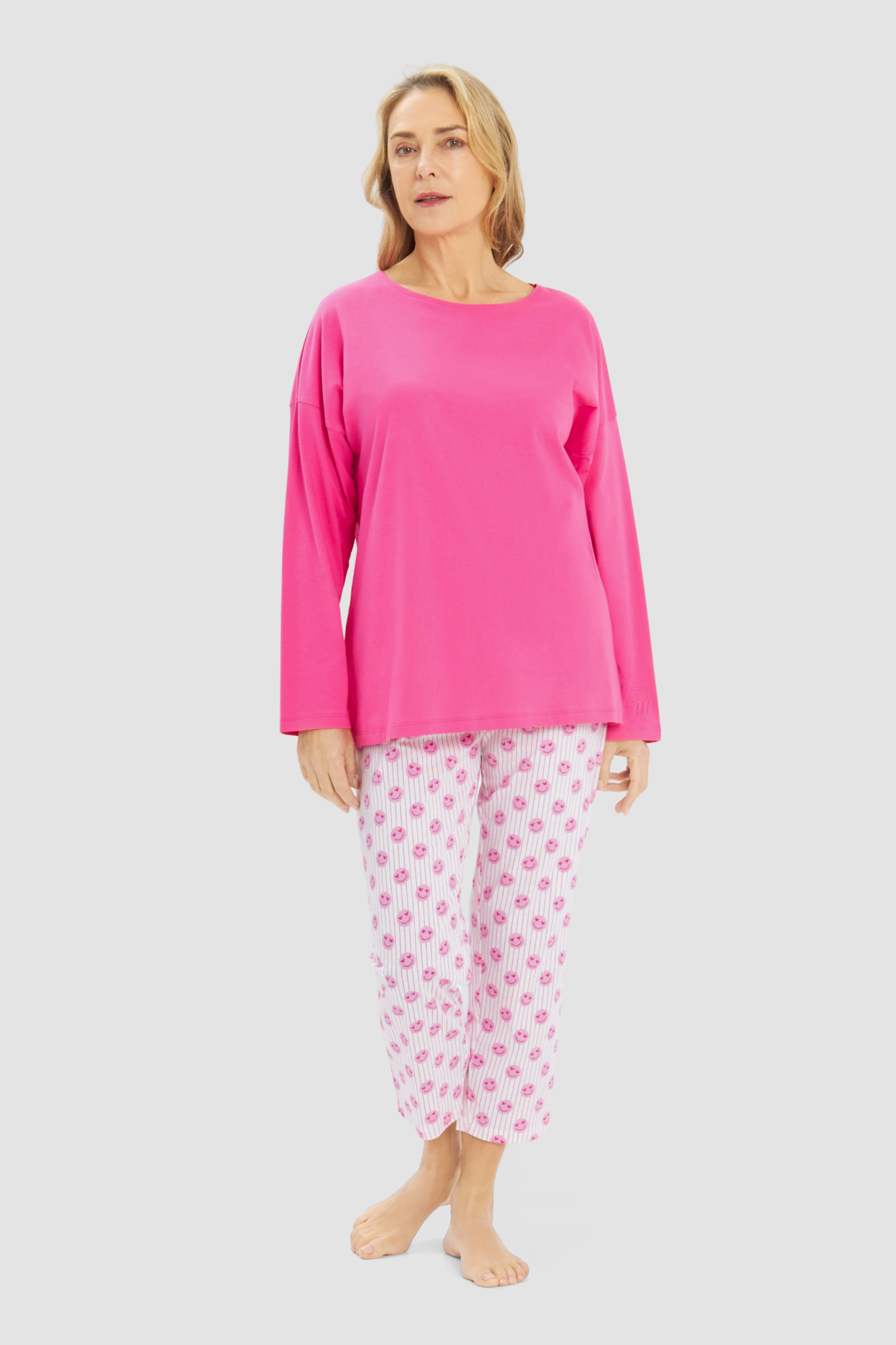 Rösch Pyjamas on model in Pink Print