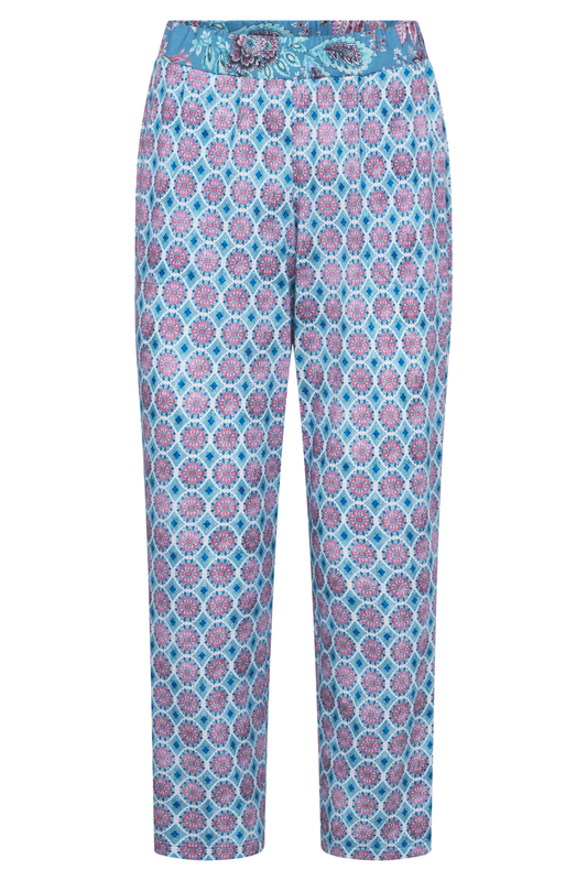 Rösch Lounge Pants front view in Graphic Print