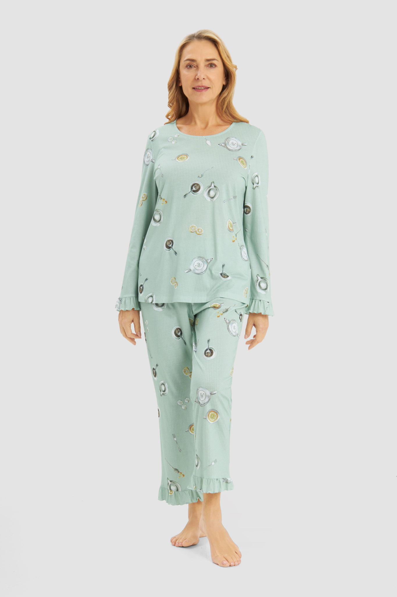 Rösch Pyjamas on model in TeaTime