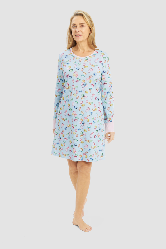 Rösch Nightgown on model in Macarons