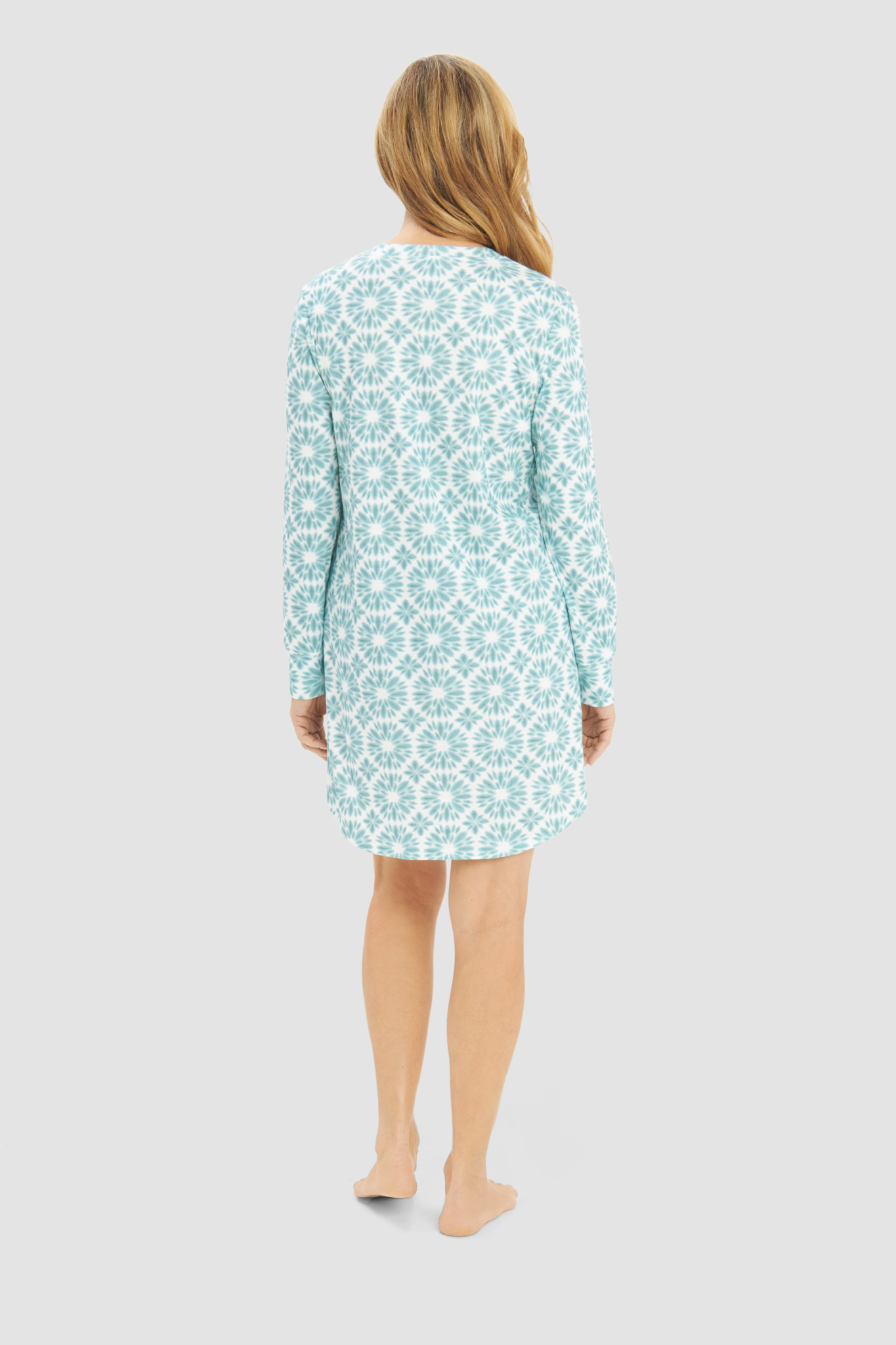 Rösch Nightgown back view in Monoprint green