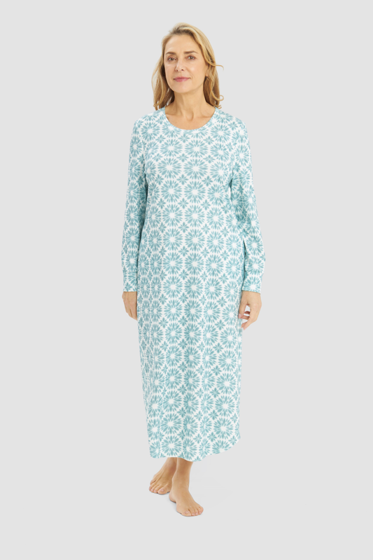 Rösch Nightgown on model in Monoprint green