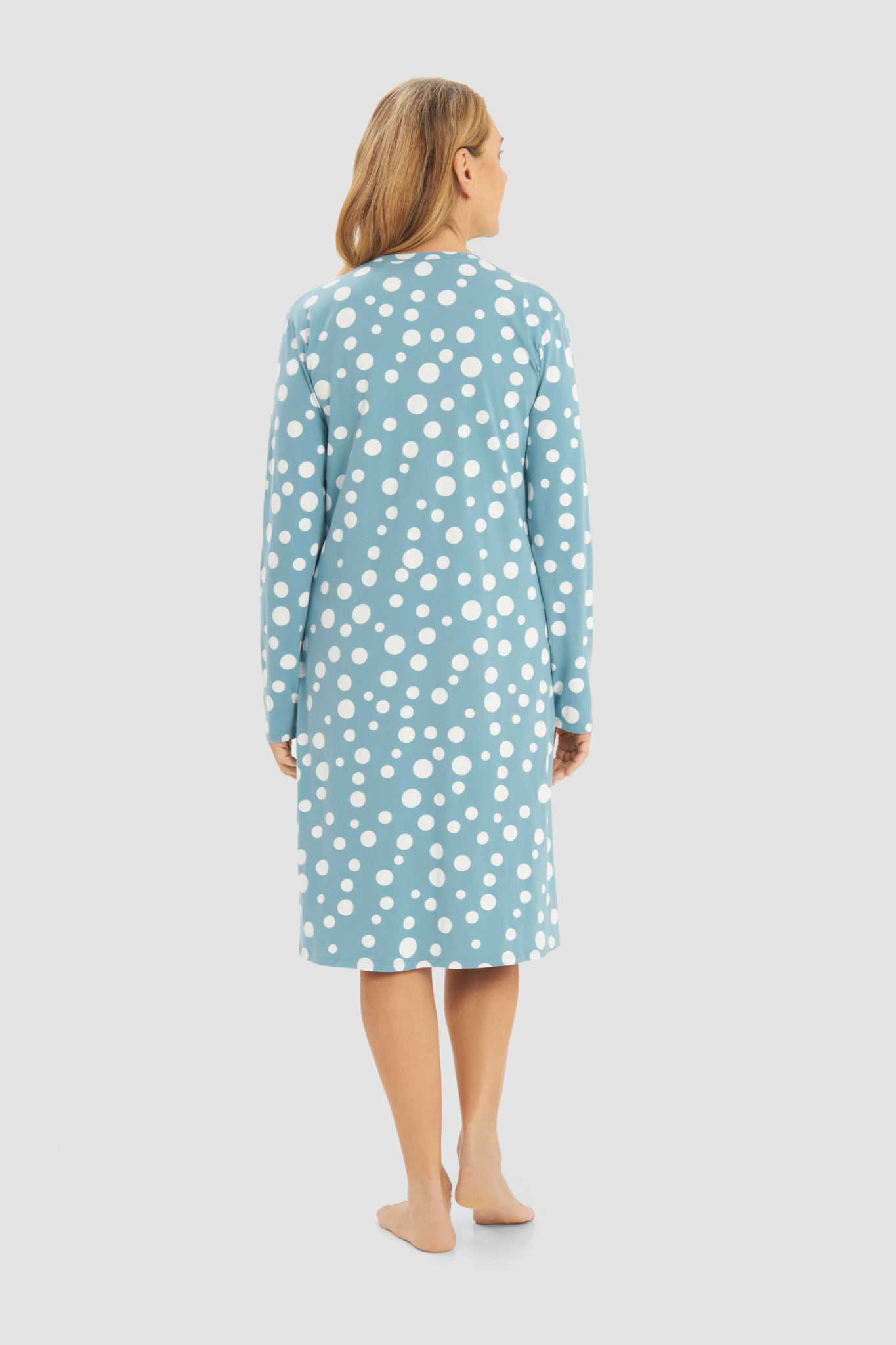 Rösch Nightgown back view in Cool Mint Dots