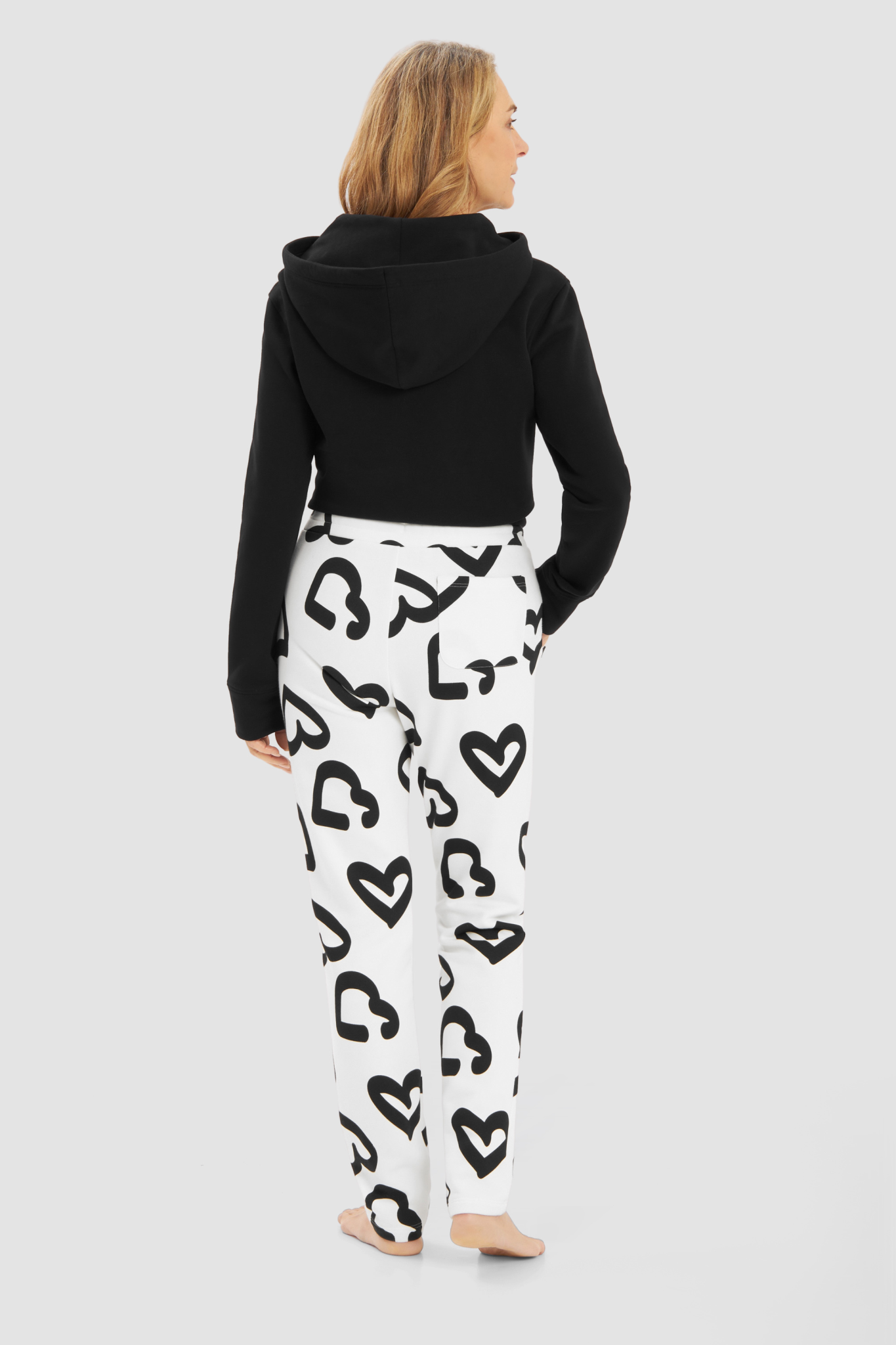 Rösch Lounge Pants back view in Hearts
