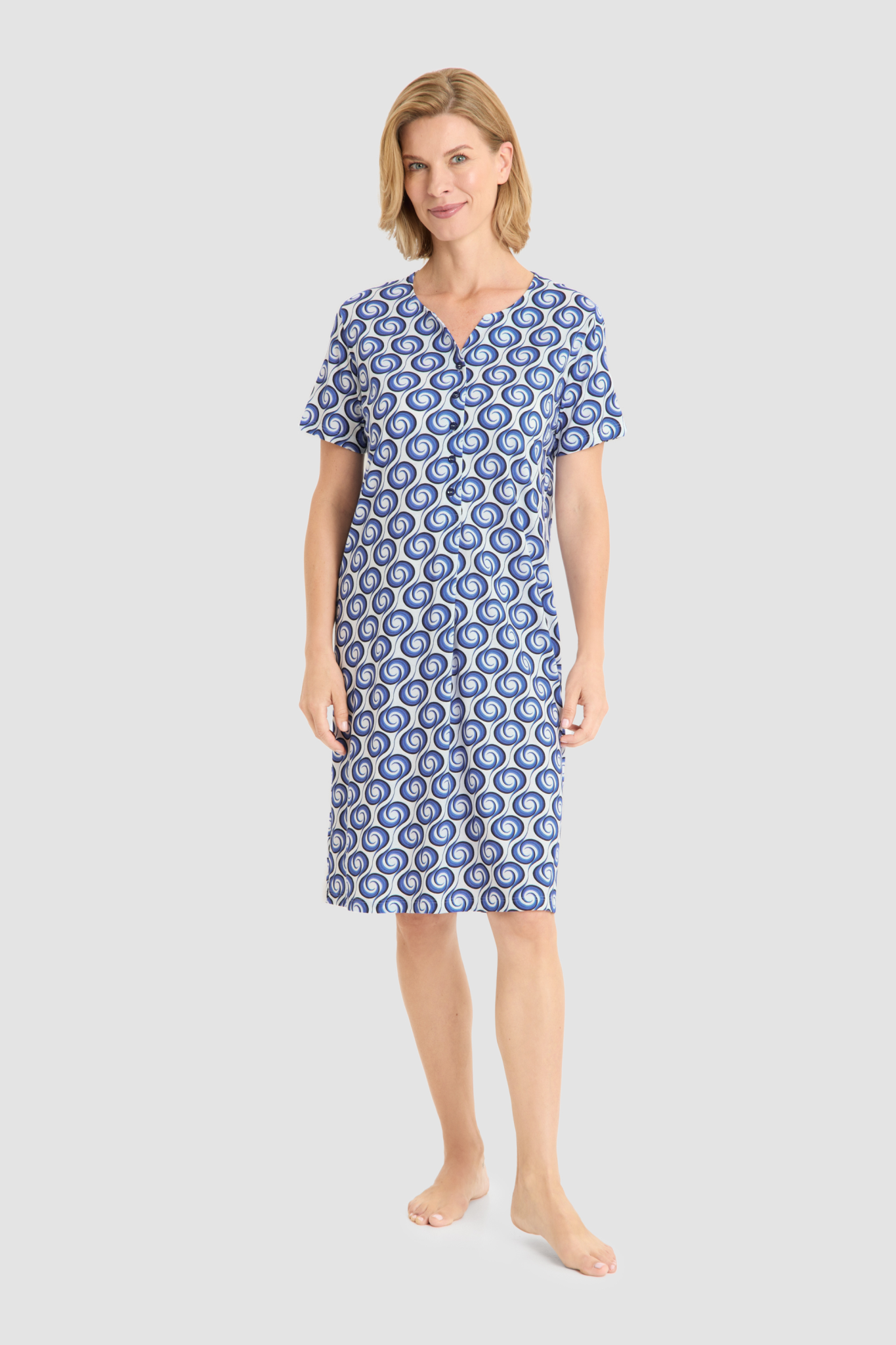 Rösch Nightgown on model in Dynamic Print