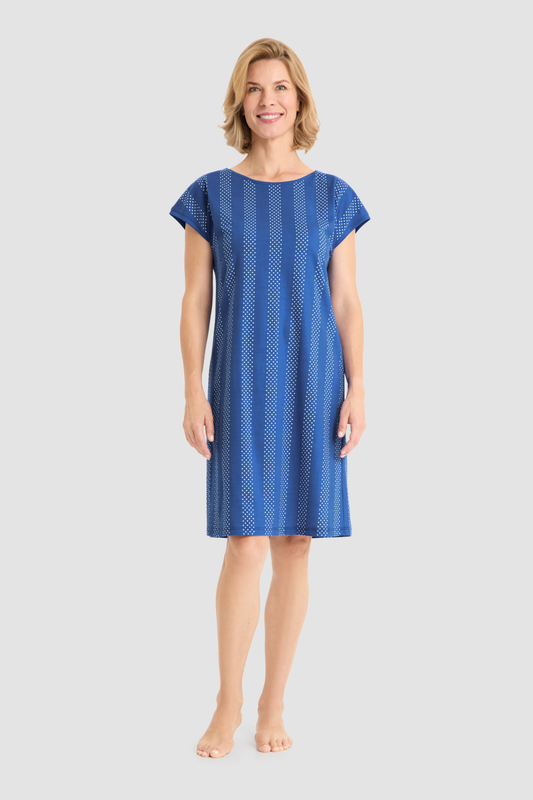 Rösch Nightgown on model in Graphic Dots