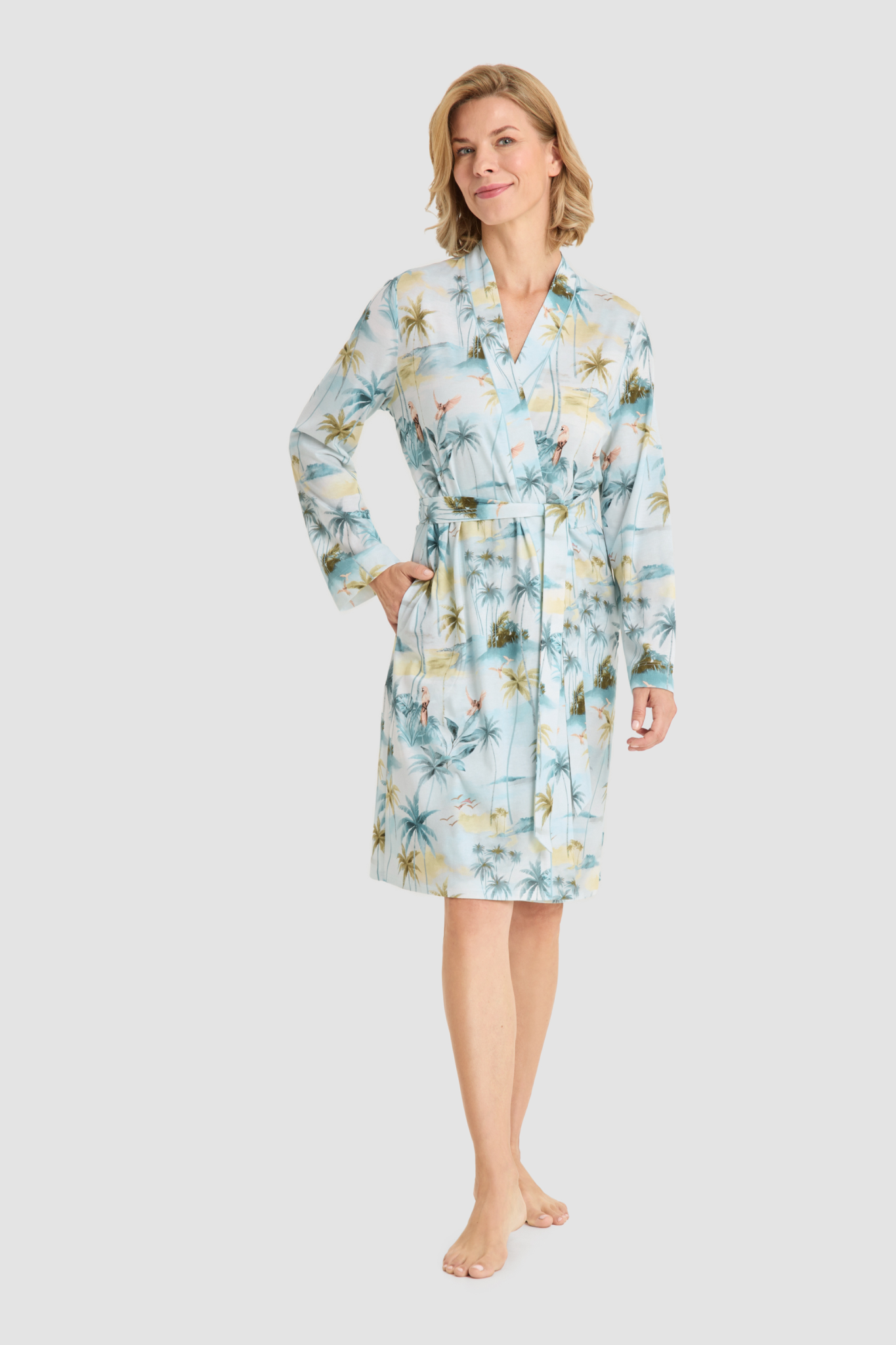 Rösch Robe on model in Palm beach