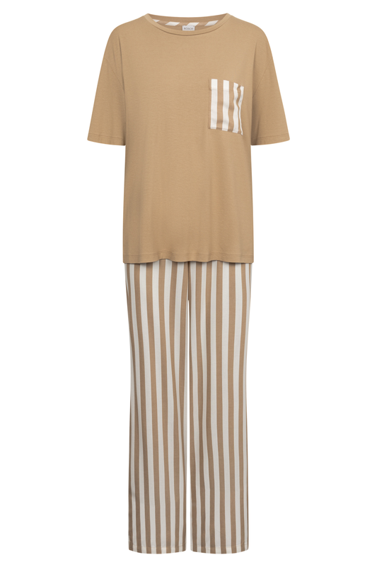 Rösch Lounge Set front view in White-Toffee