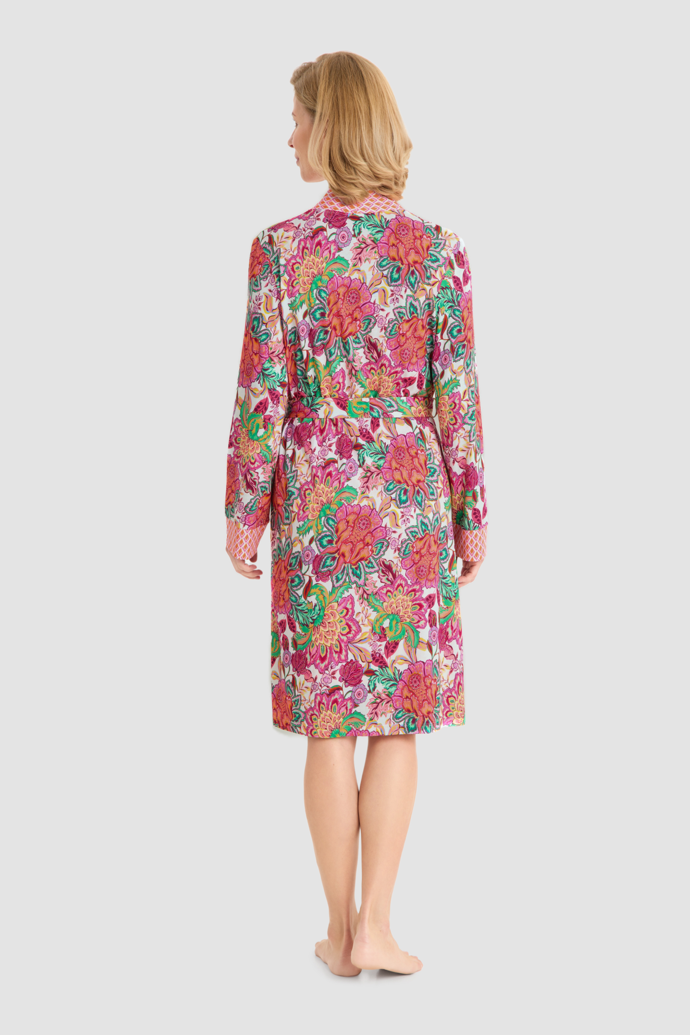 Rösch Robe back view in Flower Mix