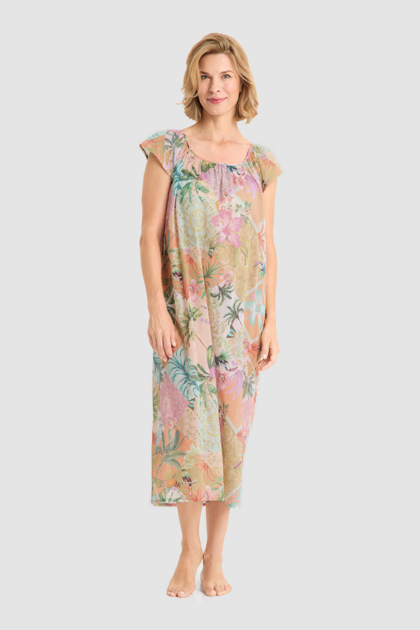 Rösch Nightgown on model in Summer Bloom