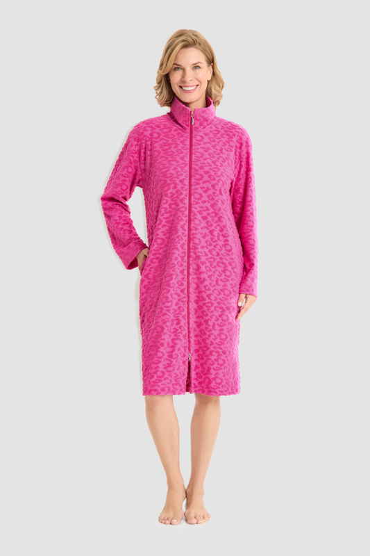 Rösch Robe on model in Pink