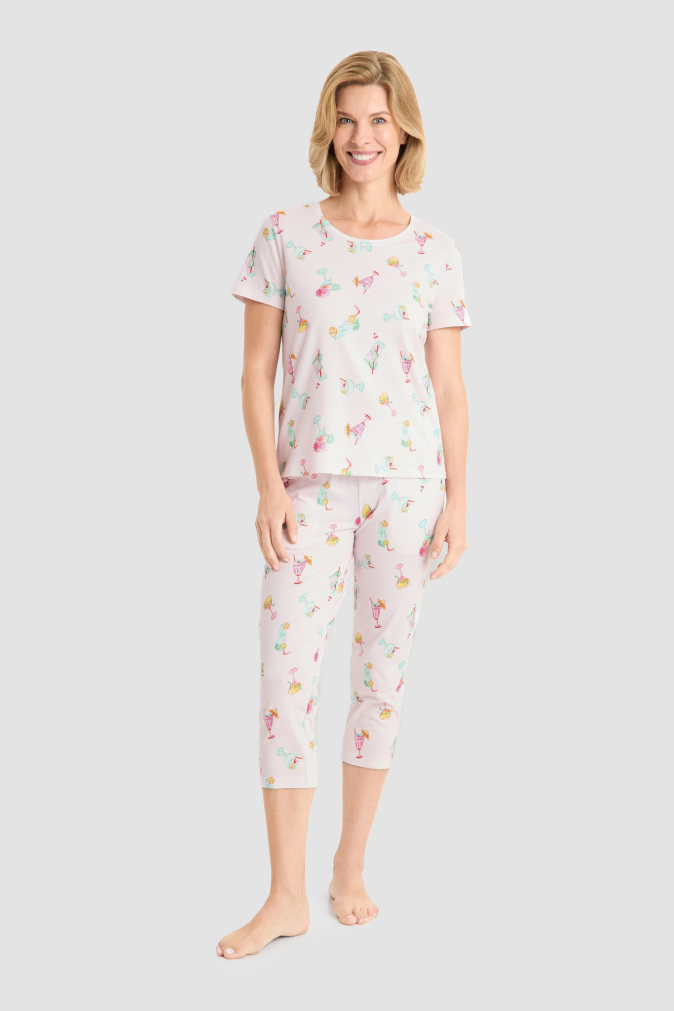 Rösch Lounge Top on model in Fancyprint