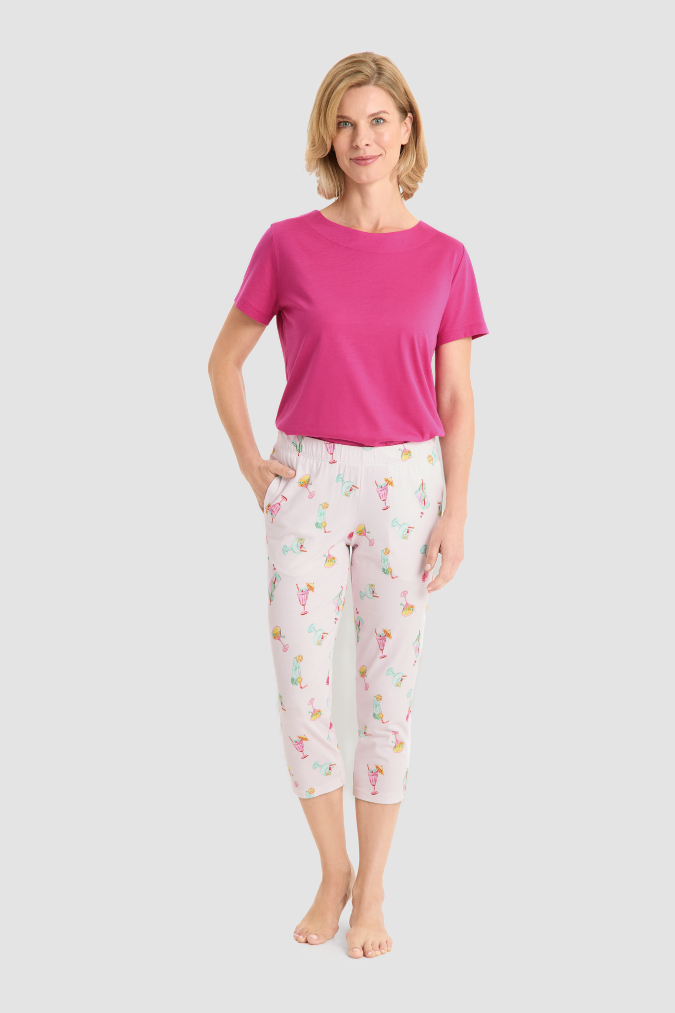 Rösch Lounge Pants on model in Fancyprint