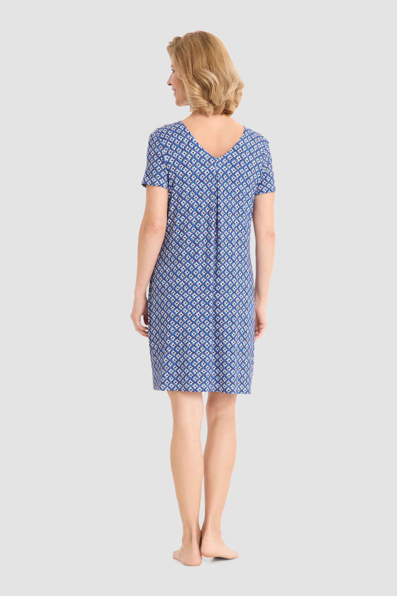 Rösch Beach Dress back view in Graphic Print