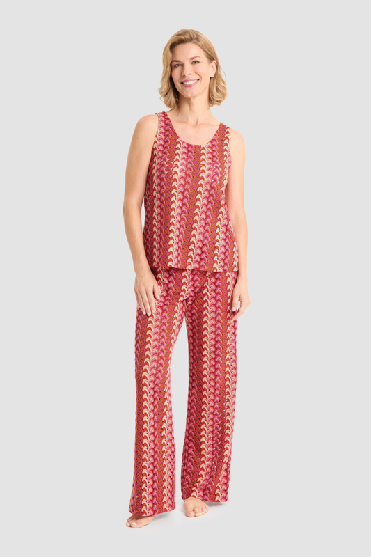 Rösch Lounge Top on model in Pink-Multicolor