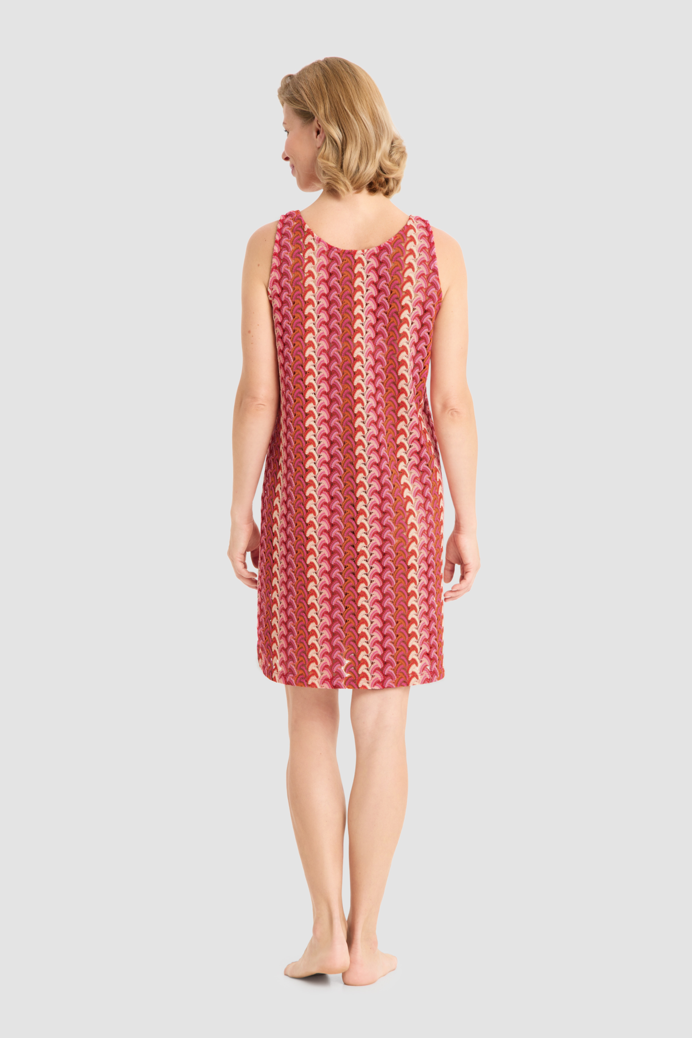 Rösch Beach Dress back view in Pink-Multicolor