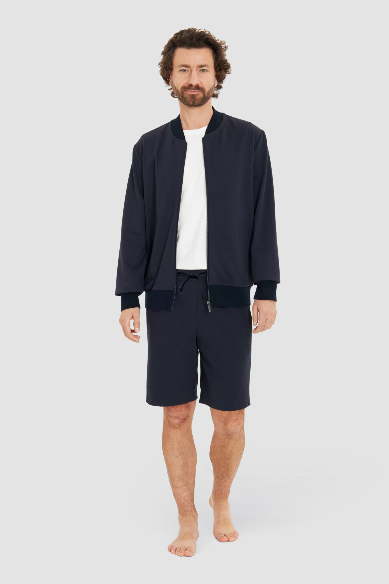 Rösch Lounge Pants on model in Dark Blue