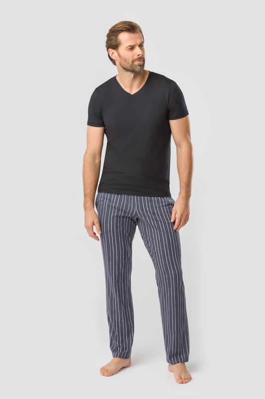 Rösch Lounge Pants on model in Stripe Grey