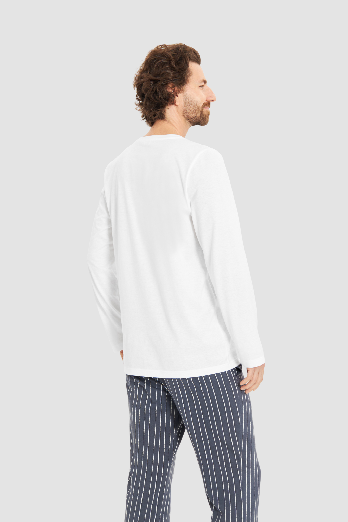 Rösch Lounge Top back view in White