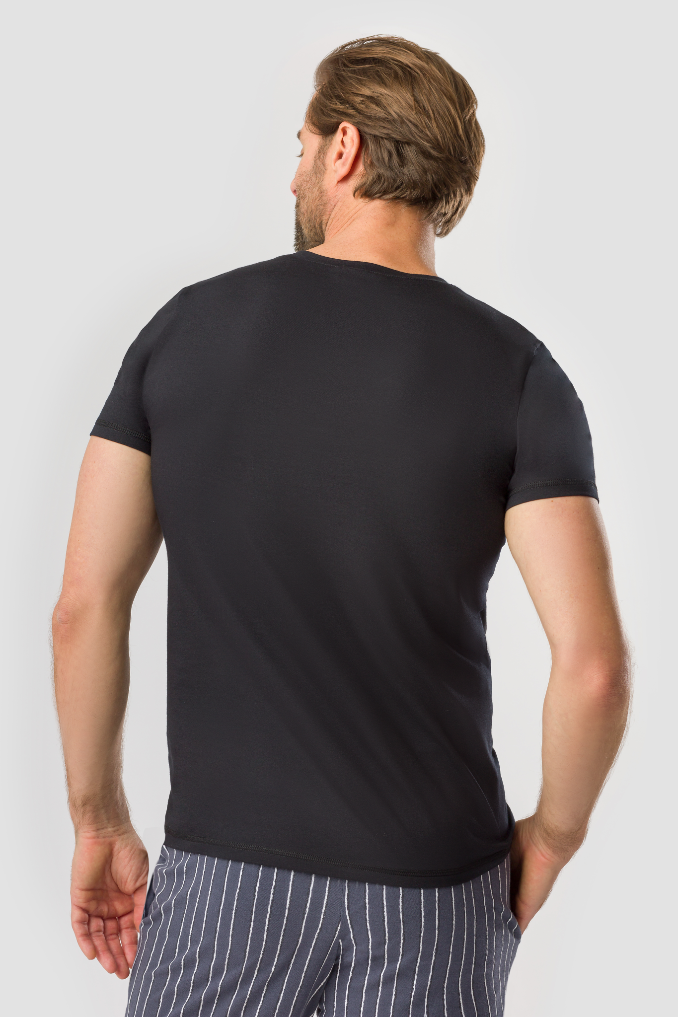 Rösch Lounge Top back view in Schwarz