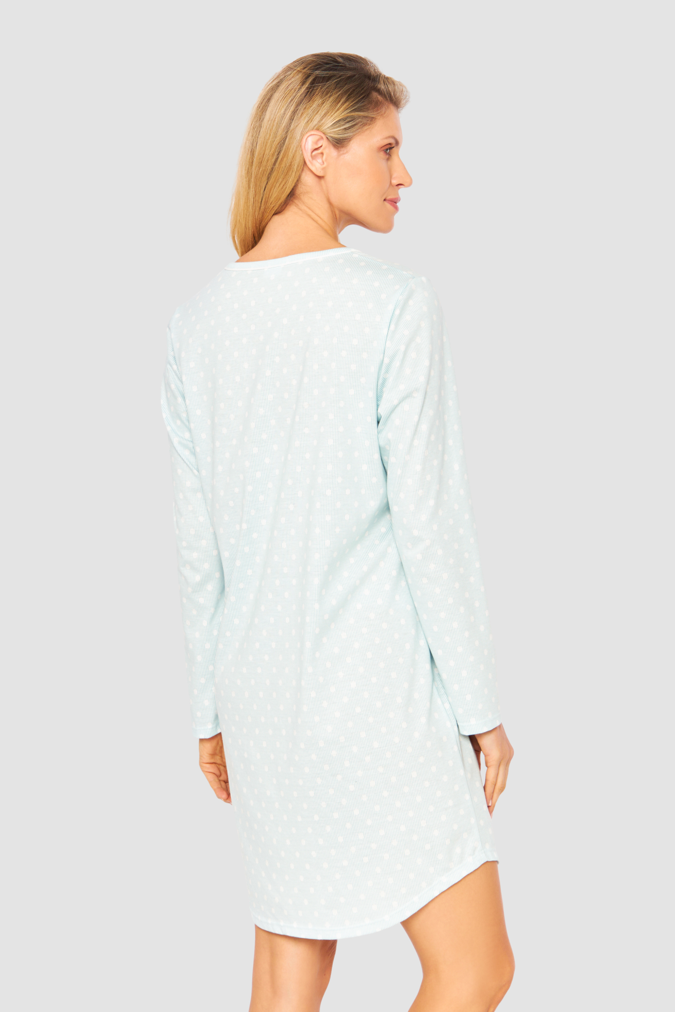 Rösch Nightgown back view in Cool Mint