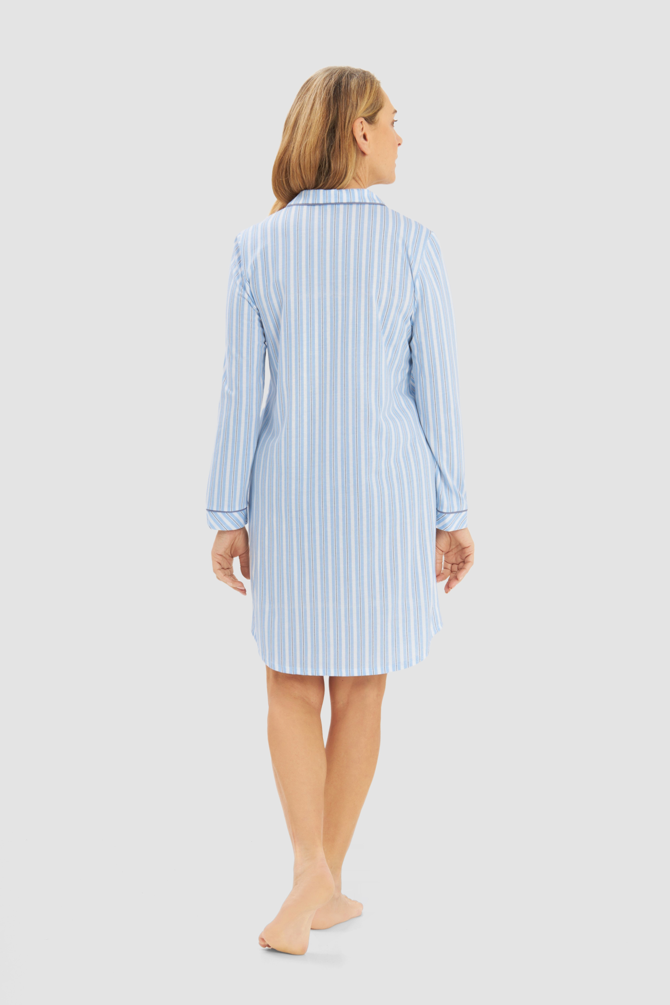 Rösch Nightgown back view in Denim Stripes
