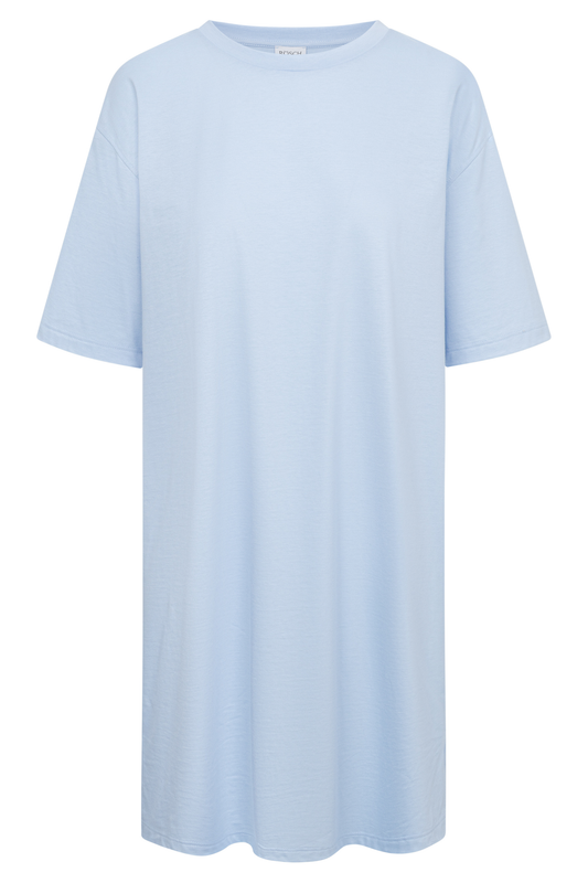 Rösch Nightgown front view in Blue