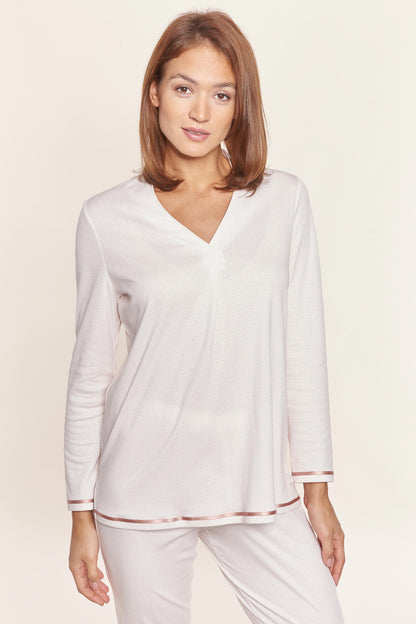 Feraud Pajama, 1/1 Sleeve, Pants 1/1, V-Neck Graphi (3211123) Graphic Minimal