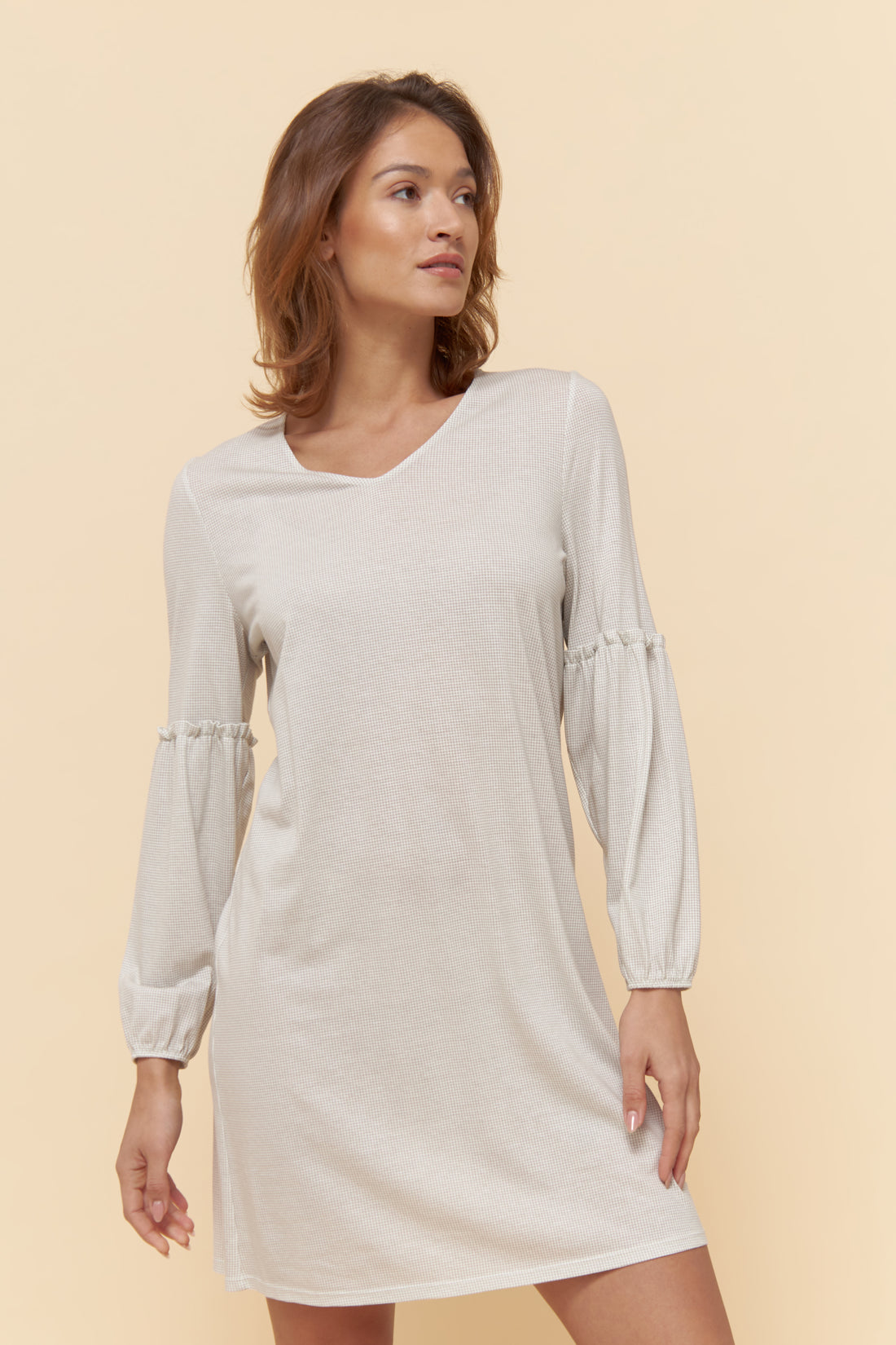 Feraud Night Dress, 1/1 Sleeve, V-Neck Modern Check (3221163) Minimal Print