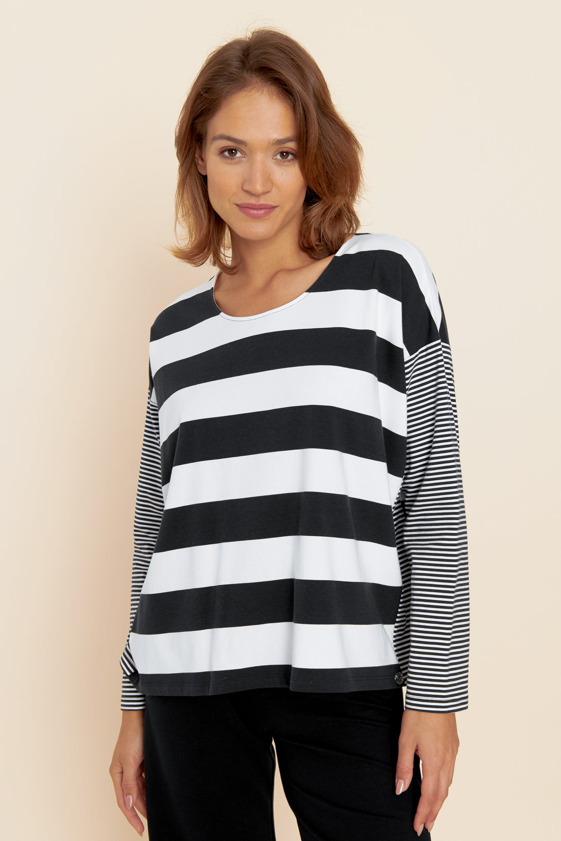 Feraud Shirt, 1/1 Sleeve, Round Neck Modern Rin (3221182) Ringlet White-Black