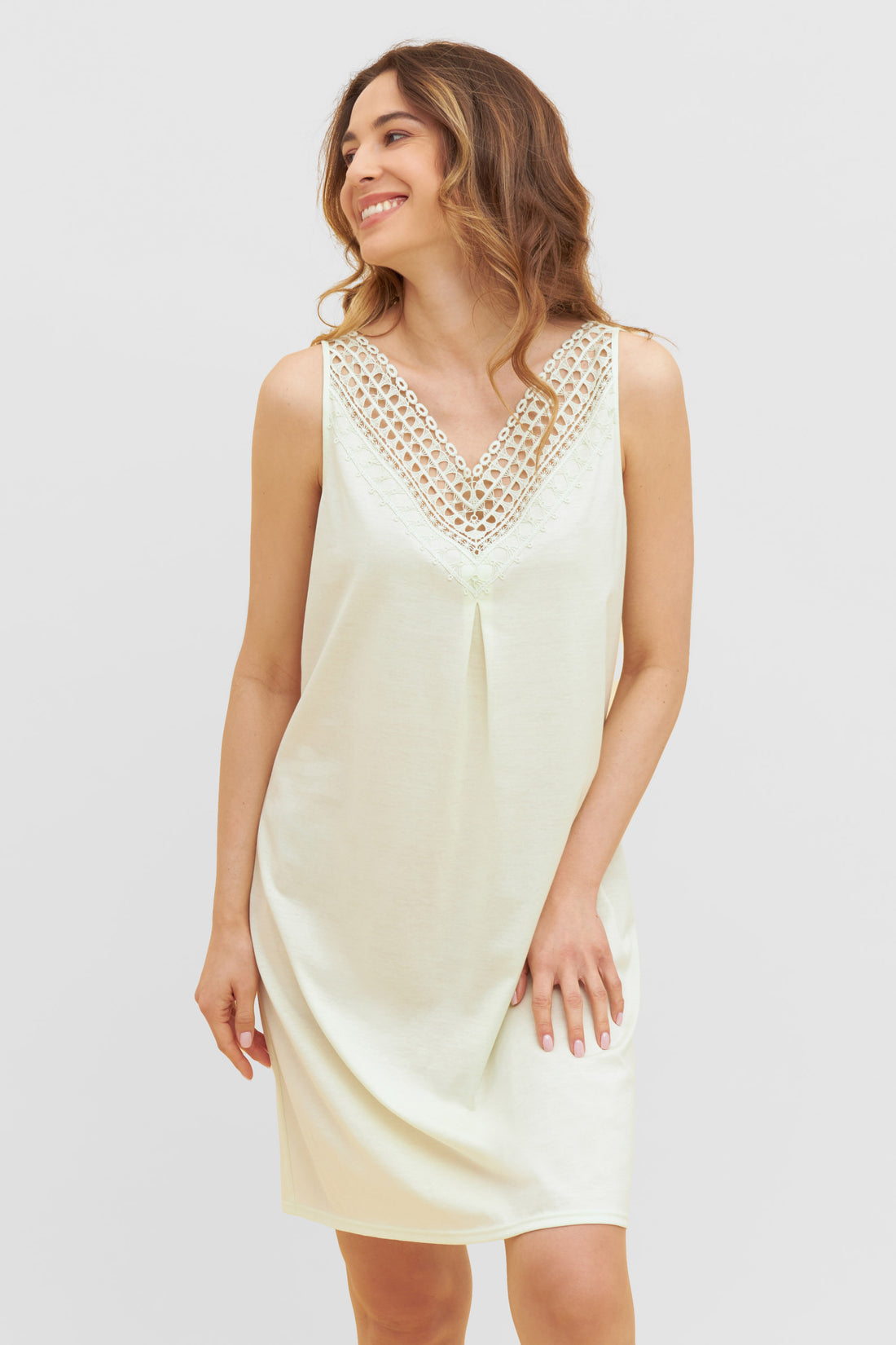 Feraud Night Dress, Sleeveless, V-Neck Graphic Lace (3231117) Pistazie