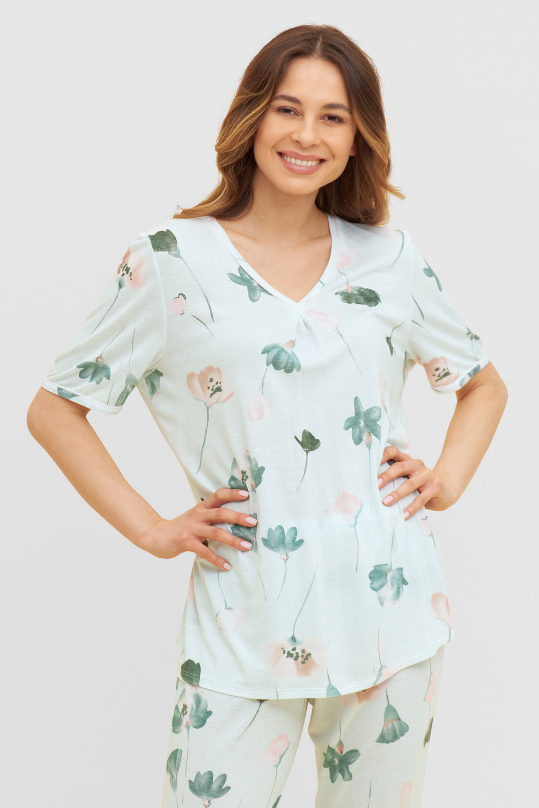 Feraud Pajama, 1/2 Sleeve, Pants 7/8, V-Neck Pastel (3231120) Pastell Flowers