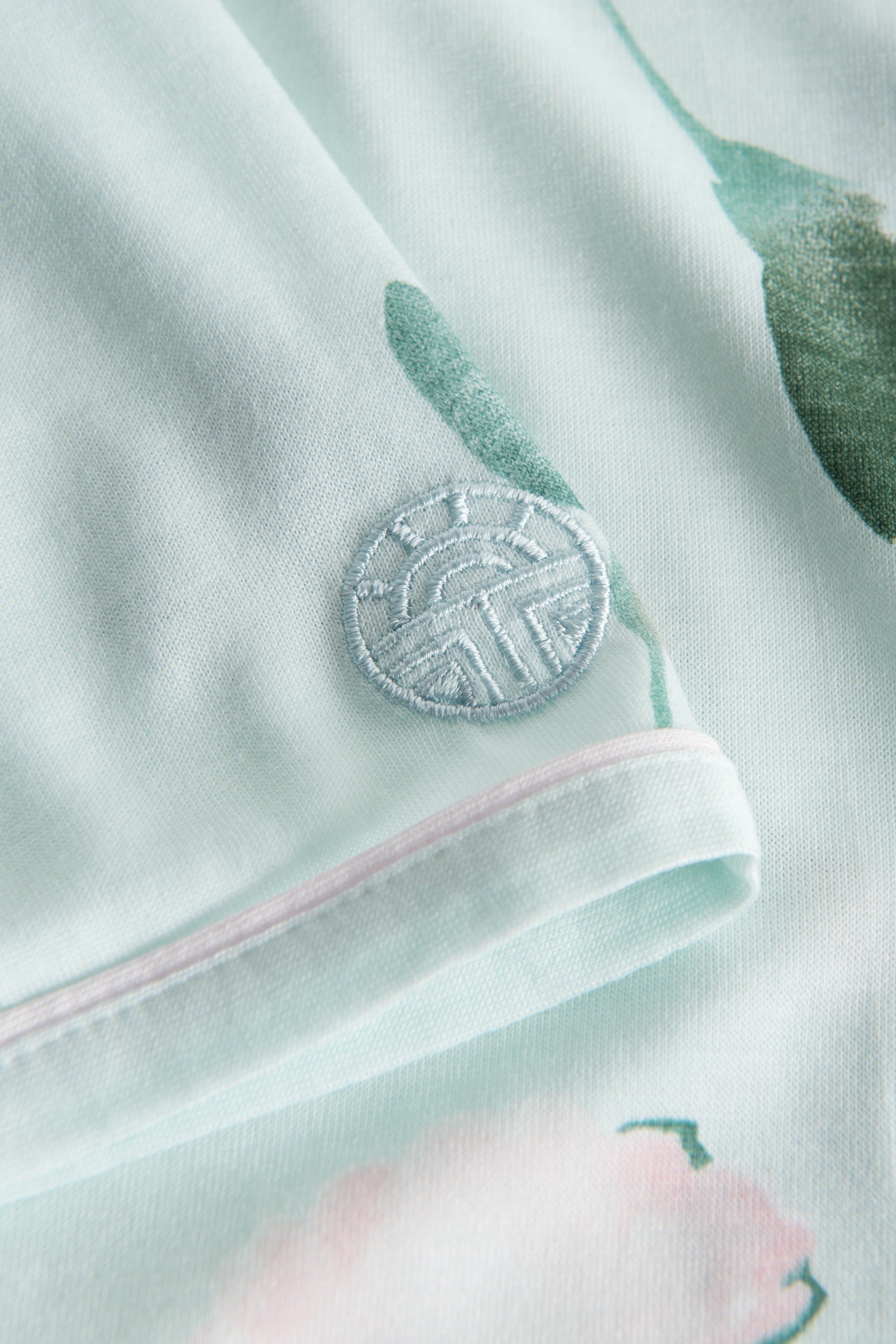 Feraud Night Dress, 1/2 Sleeve, V-Neck Pastel Flower (3231121) Pastell Flowers