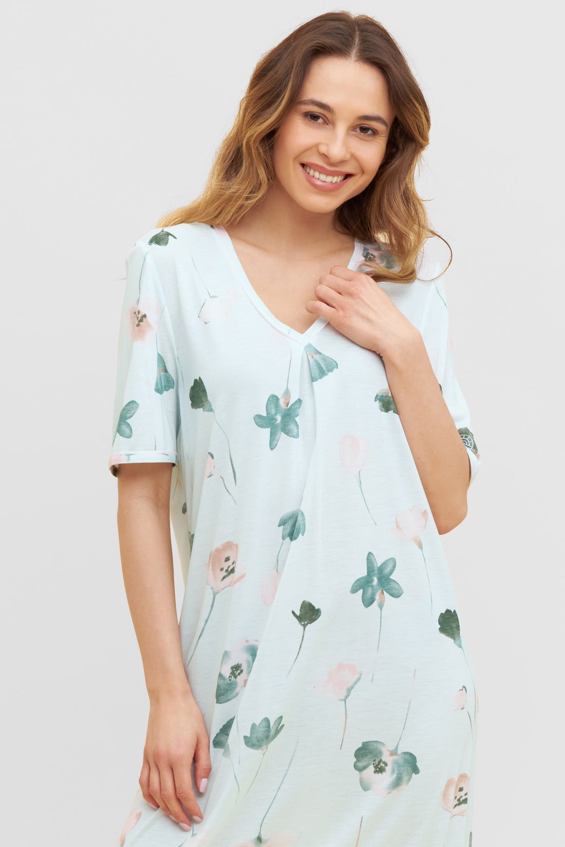 Feraud Night Dress, 1/2 Sleeve, V-Neck Pastel Flower (3231122) Pastell Flowers