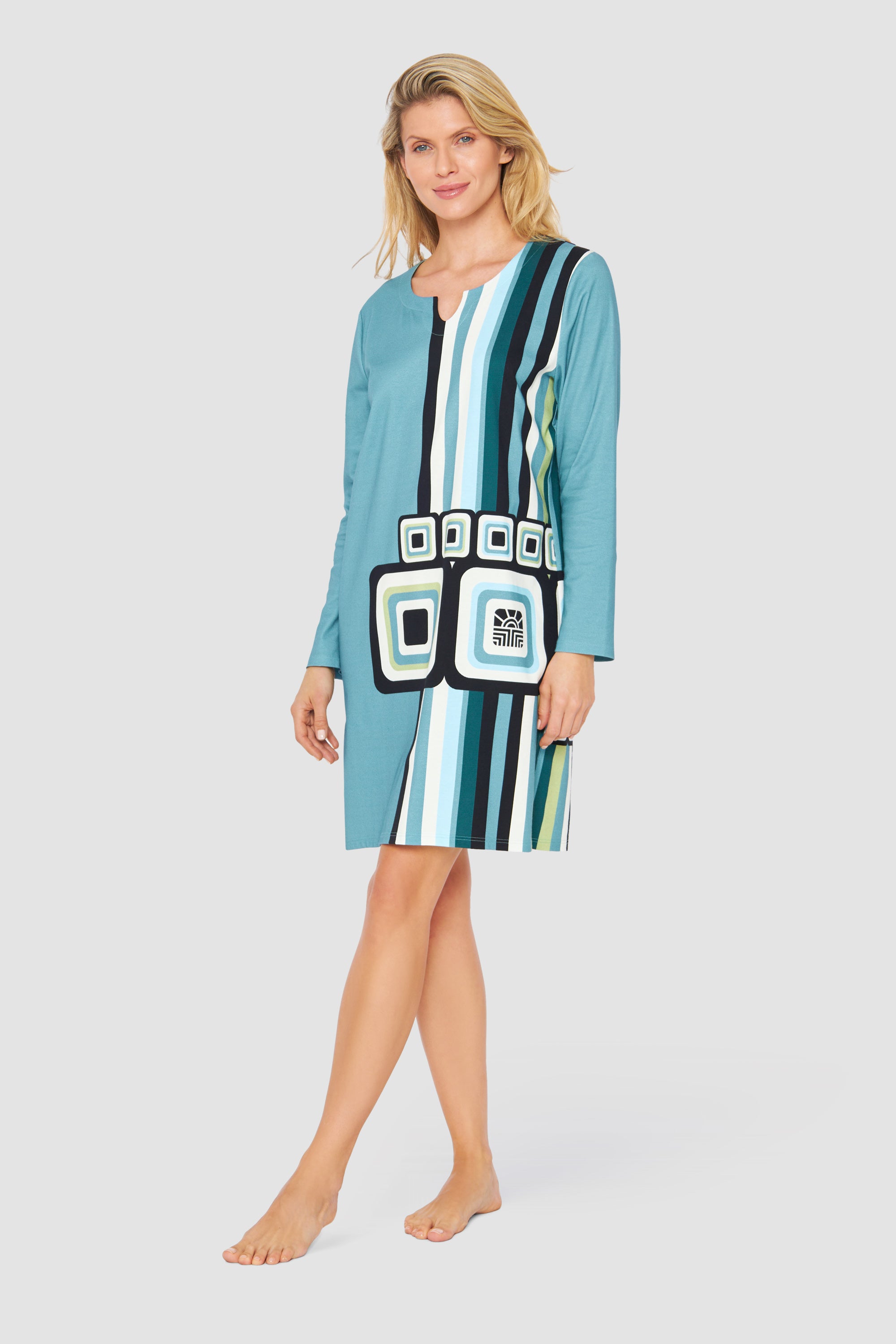 Feraud Night Dress, 1/1 Sleeve, Round Neck Retro Graphic (3231343) Placed Print