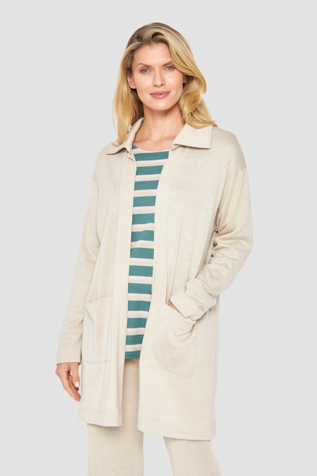 Feraud Jacket, 1/1 Sleeve, Pockets Knit Uni (3231394) Sand