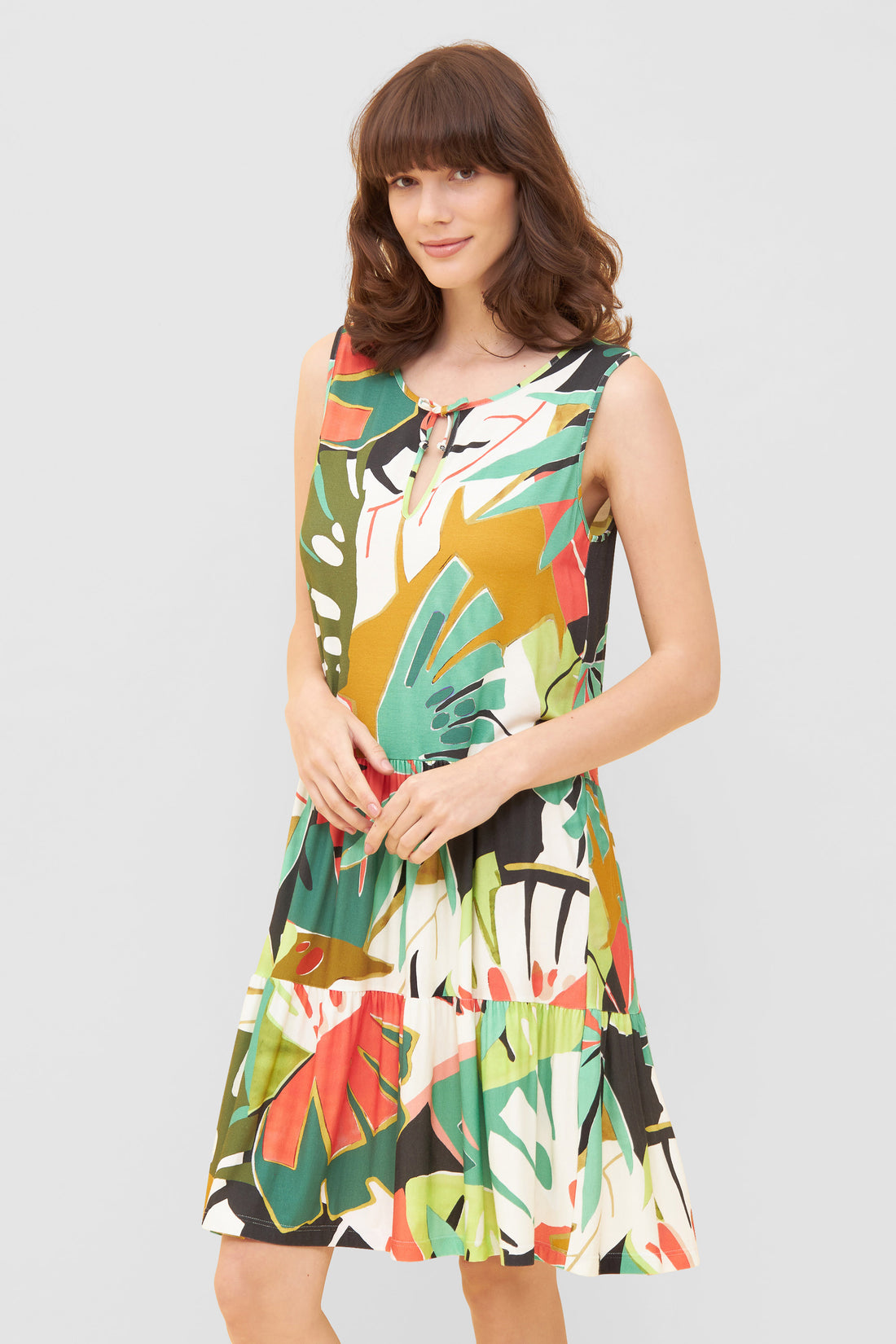 Feraud Beach Dress, Sleeveless, Round Neck Fauna Leaves (3235140) Multicolor Leaves