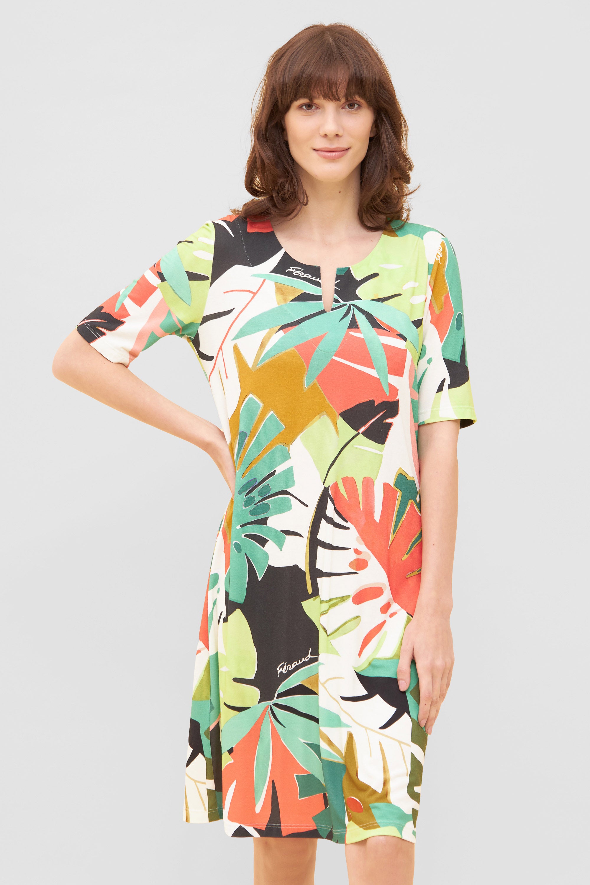 Feraud Beach Dress, 1/2 Sleeve, V-Neck Fauna Leaves (3235141) Multicolor Leaves