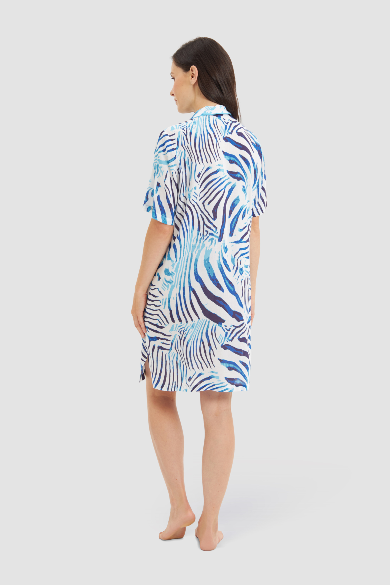 Féraud Nightgown back view in Zebra