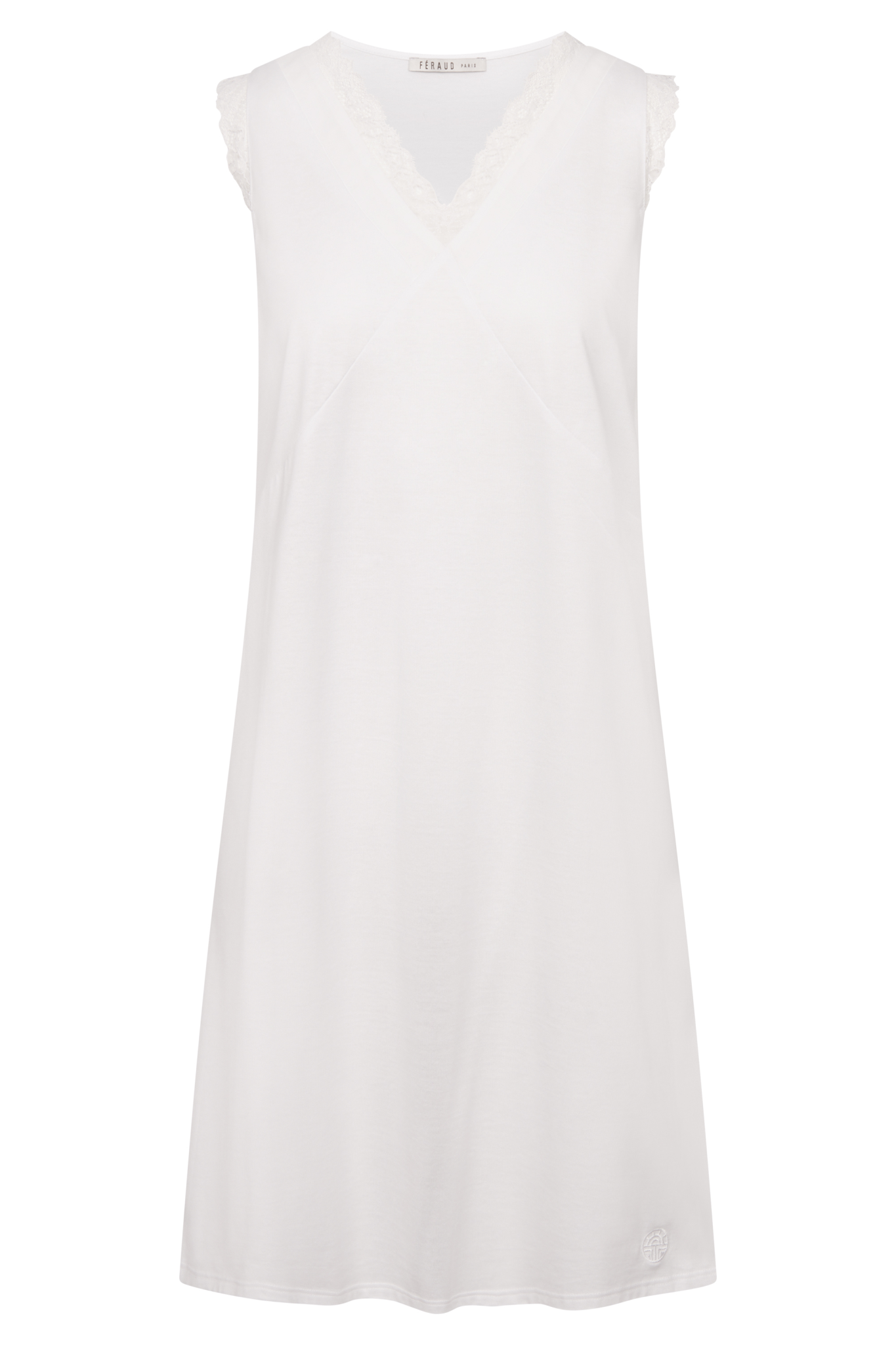 Féraud Nightgown front view in White