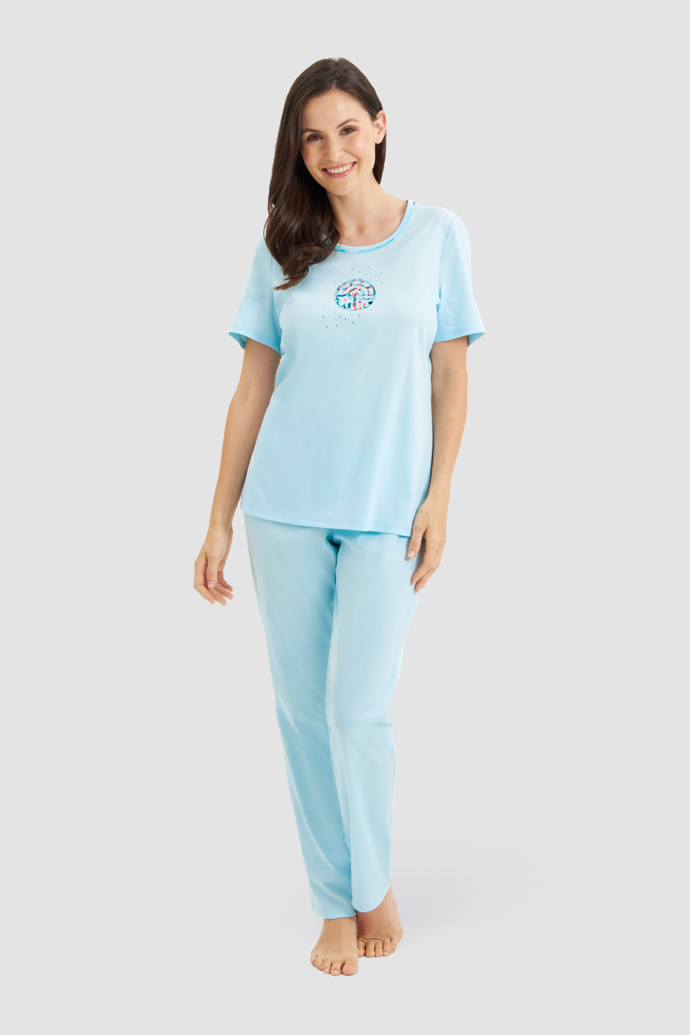 Féraud Pyjamas on model in Turquoise