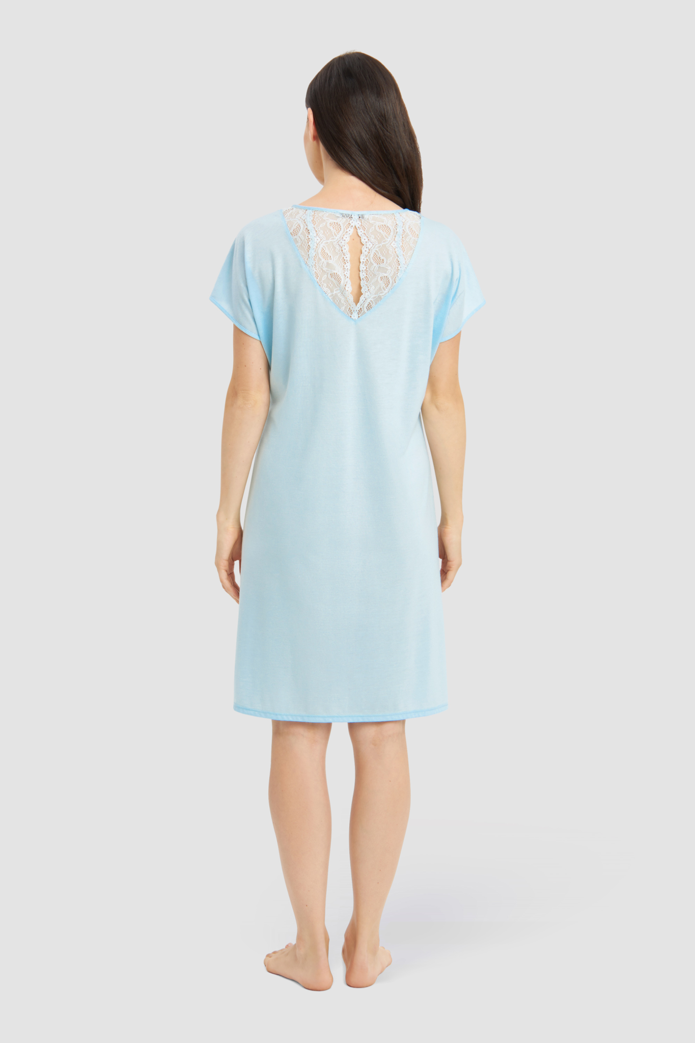 Féraud Nightgown back view in Turquoise