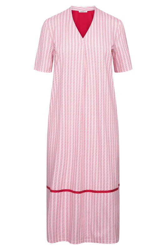Féraud Nightgown front view in Minimal Print